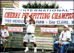 ho_cherry_spitting_h.jpg (20031 bytes)