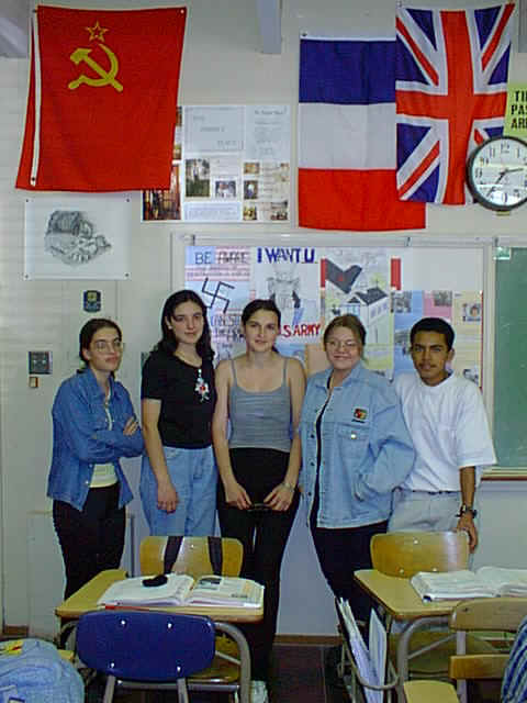 mayteam.jpg (76060 bytes)