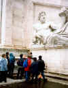 StatuaCampidoglio.JPG (36390 byte)